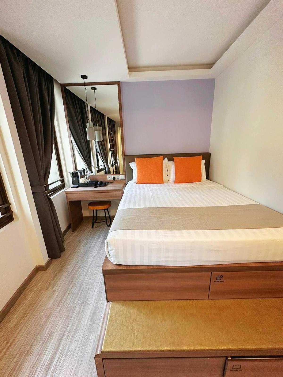 Champion Hotel City Singapore Exterior photo
